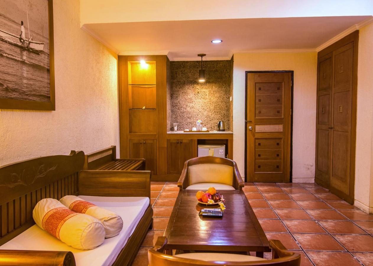 Nugraha Lovina Seaview Resort & Spa Exterior foto